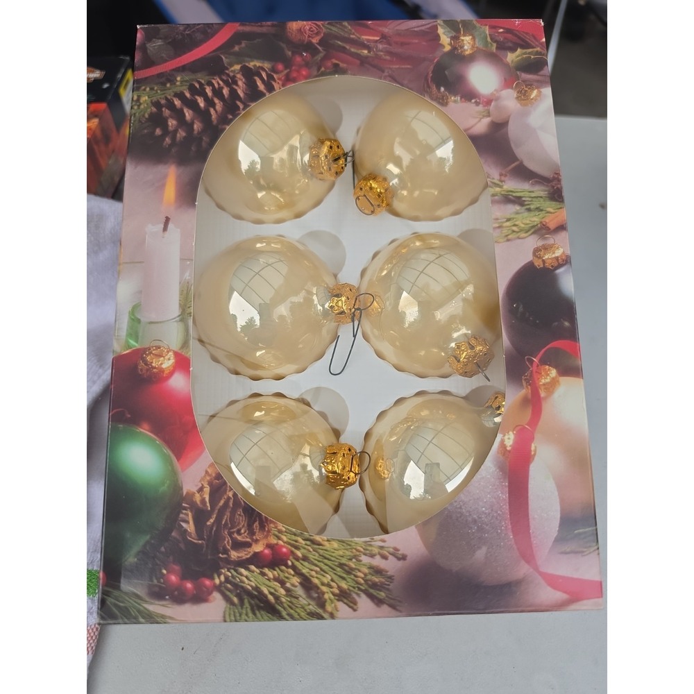 Holiday Time Christmas ornaments set of 6 Glass Shiny Gold Balls